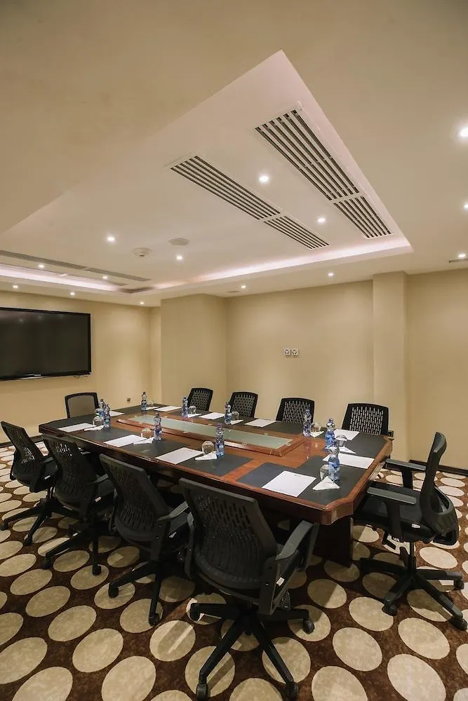 Best Western Plus Addis Ababa 4*,
