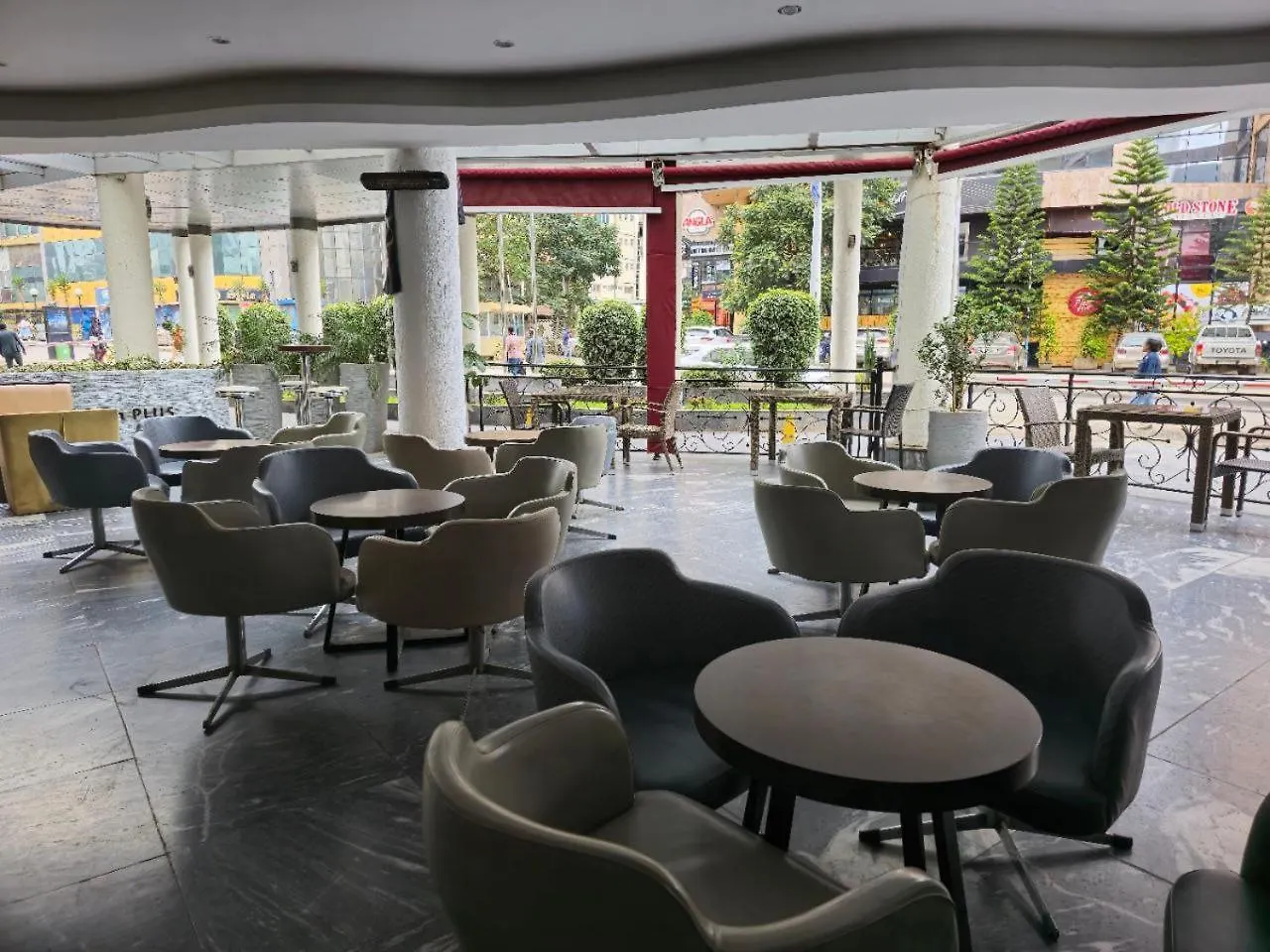 Best Western Plus Addis Ababa 4*,